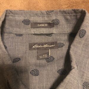 Eddie Bauer mens short sleeve shirt. Size 2xl